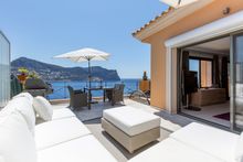 Ideal apartment for a couple overlooking the sea at Puerto Andratx. 800,000 euros