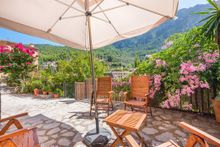 Picturesque townhouse in Deia with holiday rental licence.  1.075 million euros