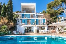 Modern seaside villa at Canyamel.  1.59 million euros