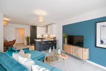 Cushing Gardens, Purley - internal