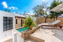 A renovated townhouse in Pollensa. 1.38 million euros