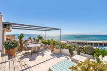Contemporary villa beside the sea in Portixol (Palma).  4.2 million euros