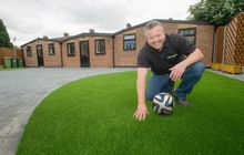 UnSug-LazyLawn-21092017-16_with_football