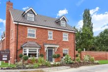 Spitfire Bespoke Homes - Binfield (3)