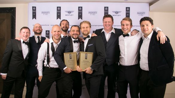 Co-founders Richard Pearce (L) and Tom Carr (R) hold their awards, surrounded by investors and friends of Verto Homes Co-founders Richard Pearce (L) and Tom Carr (R) hold their awards, surrounded by investors and friends of Verto Homes